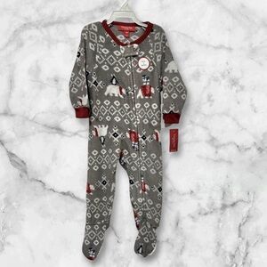 Macy's‎ Holiday Winter Fleece Baby/Toddler Footed Pajama. NWT.